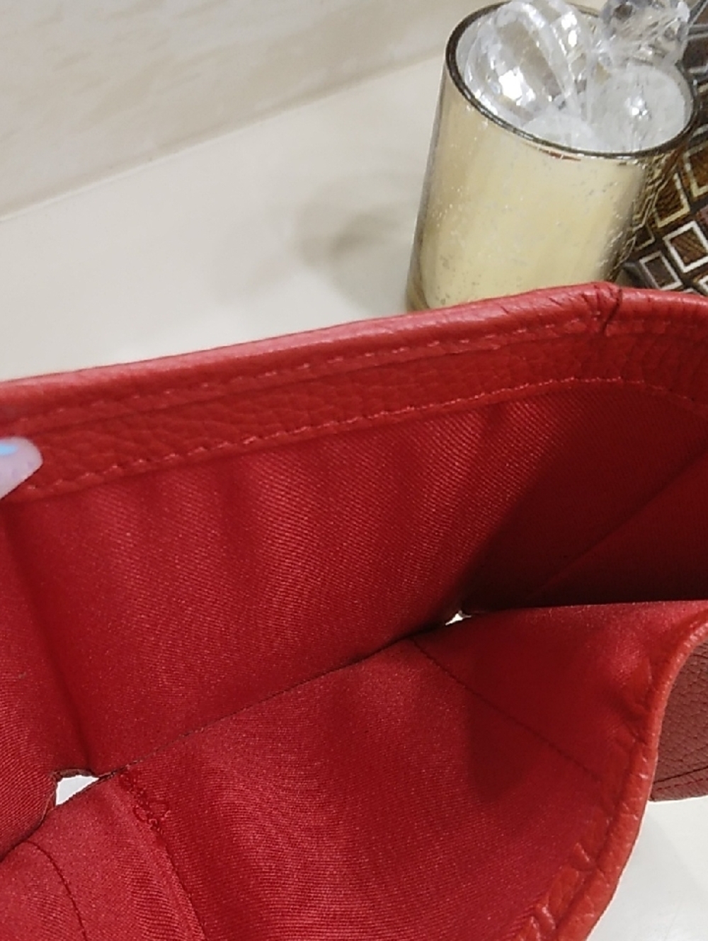 Timberland Women's Red Leather Snap Billfold Wallet - Picture 7 of 8